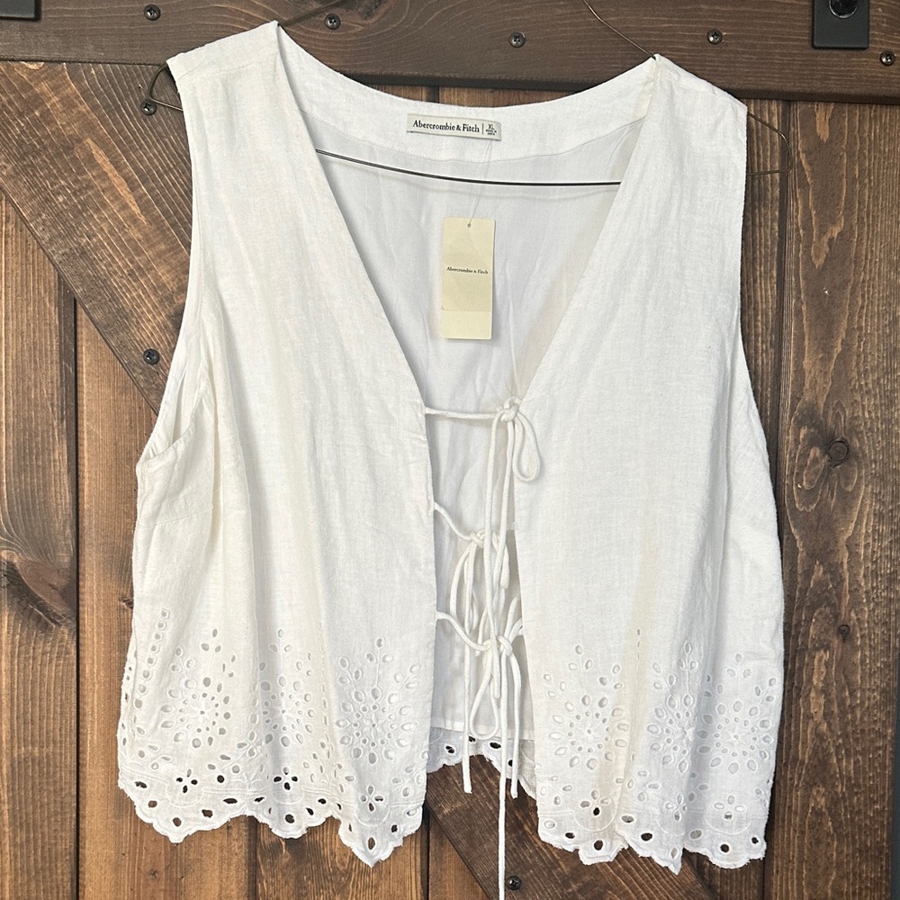 Abercrombie & Fitch Cream Lace-Up Eyelet Tank